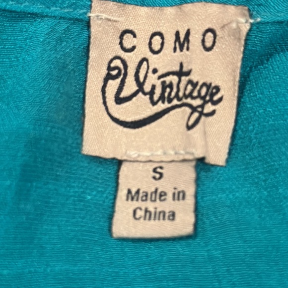 Bundle of 3 long sleeved tops with lace feature in various colors - Picture 4 of 13